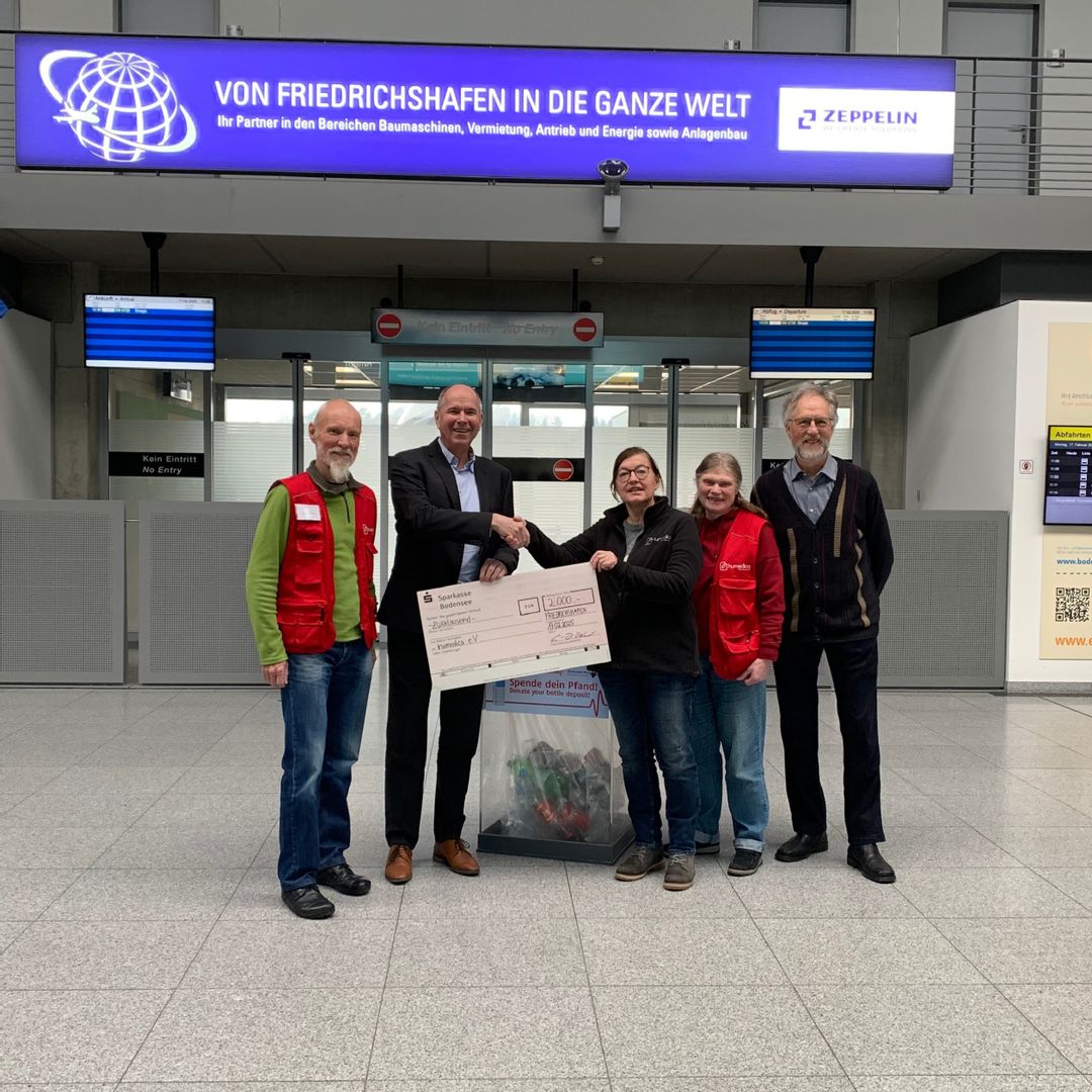 Bodensee-Airport unterstützt humedica: Flughafen stockt Pfandflaschenerlös auf