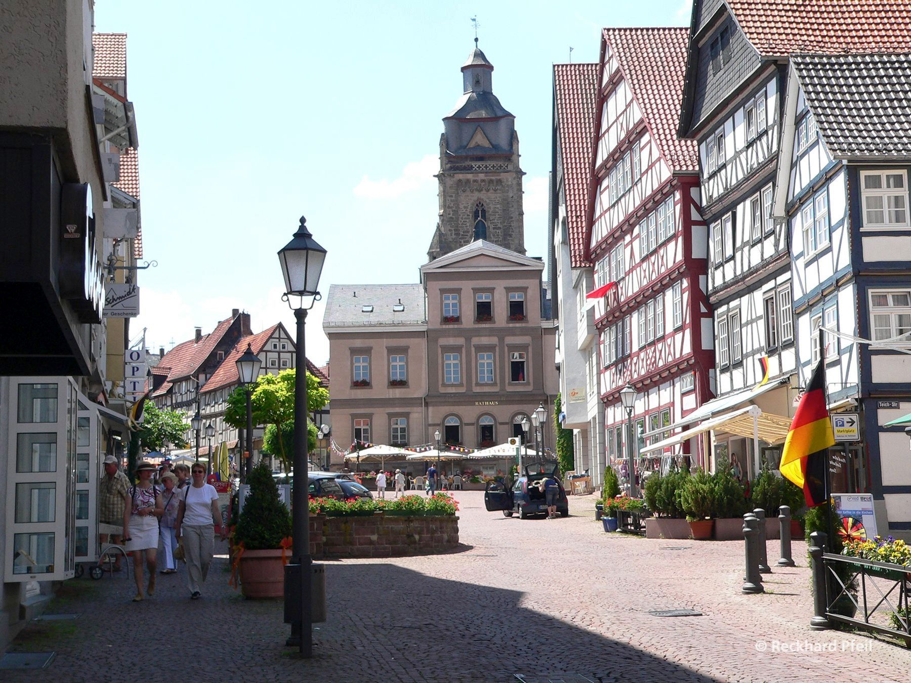 Blick auf das Rathaus in der Altstadt von Bad Wildungen