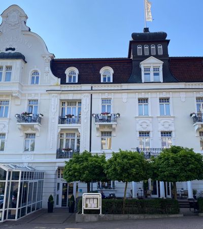 Außenansicht des Gebäudes des Hotels und Restaurants Goebels