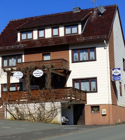 Blick auf das Haus des Landgasthof Knoche.