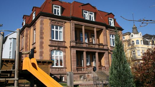 Blick auf das Haus Talitha in der Brunnenallee