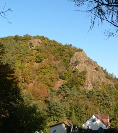 Blick auf die Bilsteinklippen in Reitzenhagen.