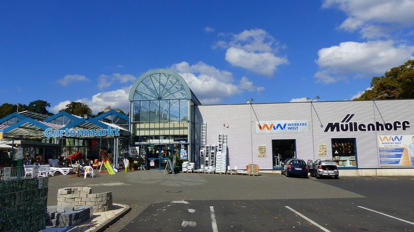 Außenaufnahme des Einzelhandelsgeschäft Werkers Welt Müllenhoff in Bad Wildungen