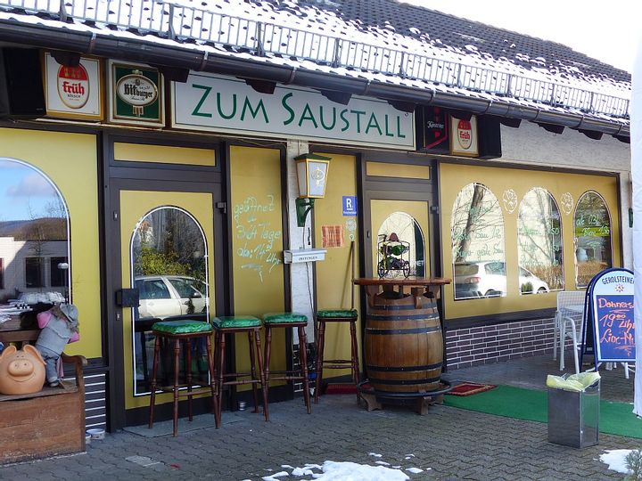 Außenaufnahme der Gastronomie "Zum Saustall" im Bad Wildunger Stadtteil Reinhardshausen
