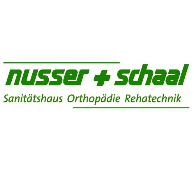 In Grün der Schriftzug "nusser + schaal". "Sanitätshaus Orthopädie Rehatechnik".