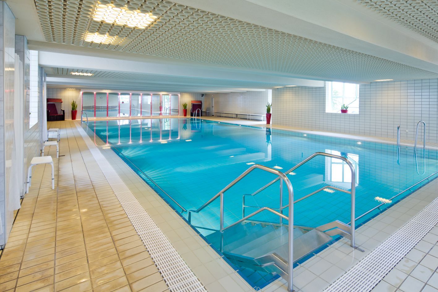 Gesundheitszentrum Helenenquelle - Innenaufnahme des Schwimmbads