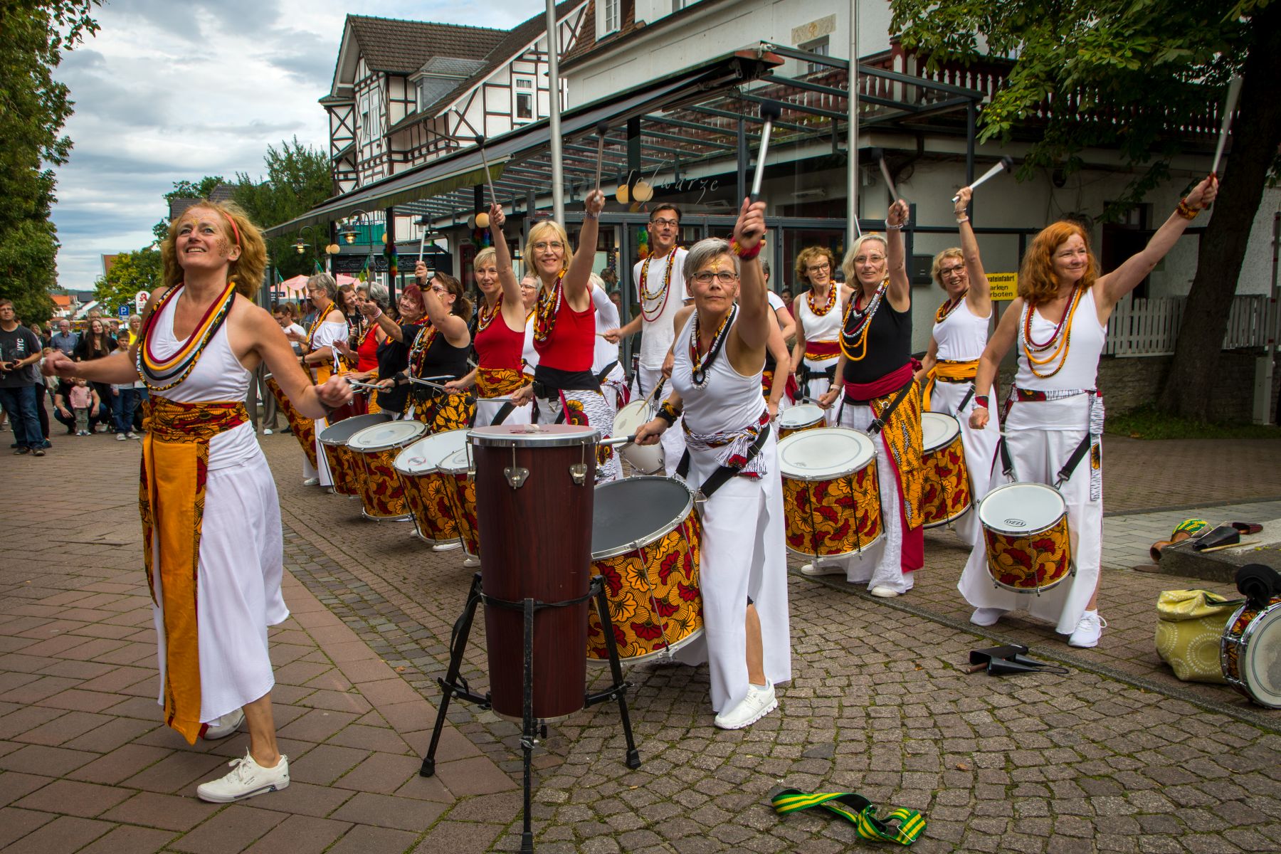 Bild der Sambagruppe Sambucada bei einem Auftritt.