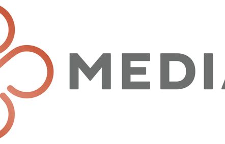 4 orangene Kreise die zusammen ein Kreuz bilden. Rechts daneben der Schriftzug 