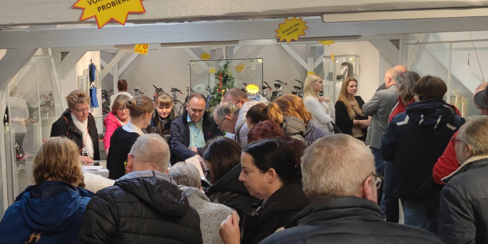 Fundsachen aus 14 Jahren – Wir räumen das Fundbüro!