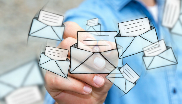 Kundenbefragung Newsletter Mails
