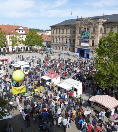 Klimademo auf dem Erlanger Schlossplatz.