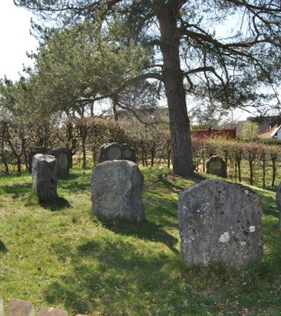 Alte Steine bei Kriegenbrunn