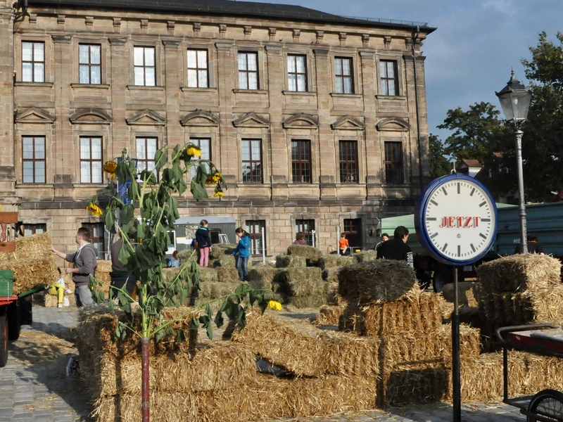 Strohballen auf dem Nachhaltigkeitstag