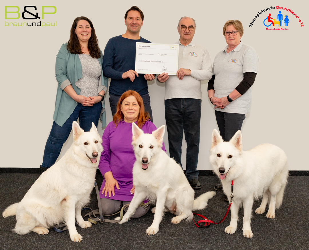 Spendenübergabe Therapiehunde Deutschland e. V.
