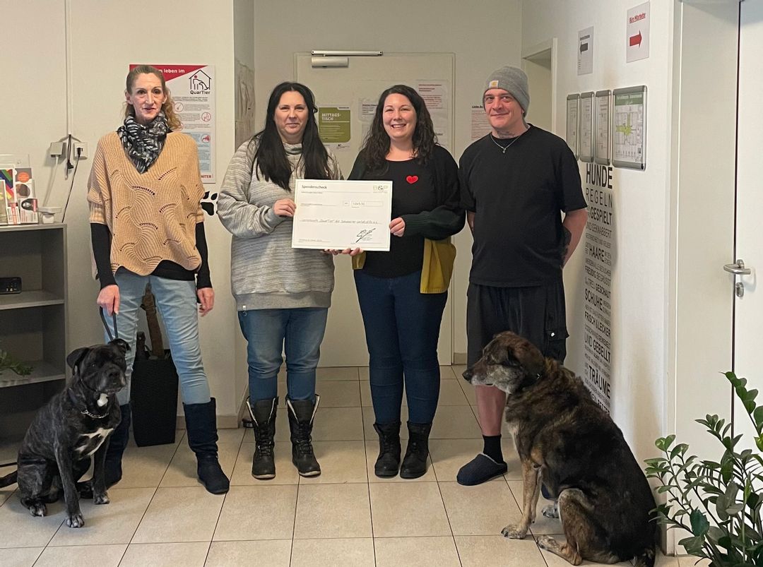 Spendenübergabe QuarTier