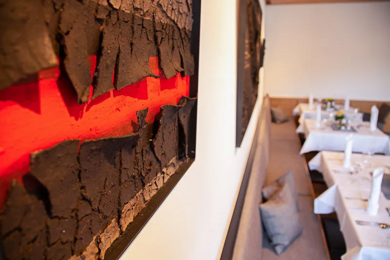 Ausschnitt eines Gemäldes in der Speisegalerie Fischen