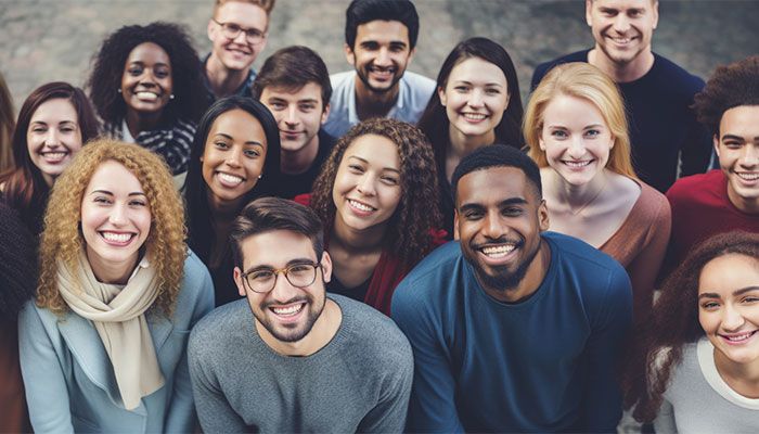 Gruppe von Menschen als Sinnbild der Customer Centricity