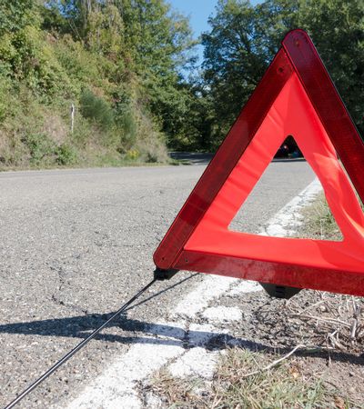 Themenfokussierte Mitarbeiterbefragung Warndreieck