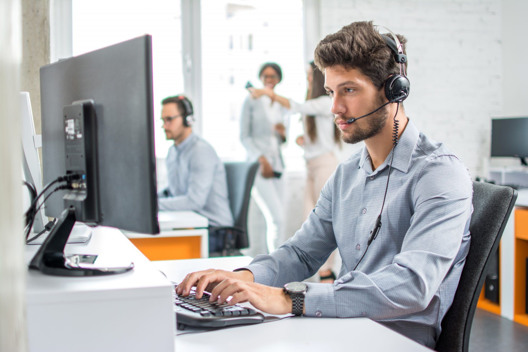 Themenfokussierte Mitarbeiterbefragung Service & Support