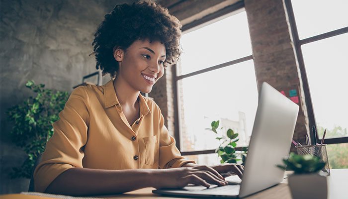 Erfolgreiches Offboarding mit Exit-Befragungen sind Teil der Mitarbeiterfluktuation.