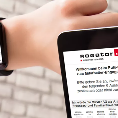 Onlineforschung am Smartphone.