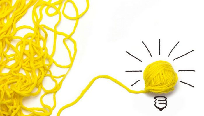 Mitarbeiterumfrage -Herausforderungen Meistern Wollglühbirne