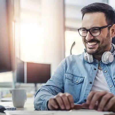 Zufriedener Programmierer.