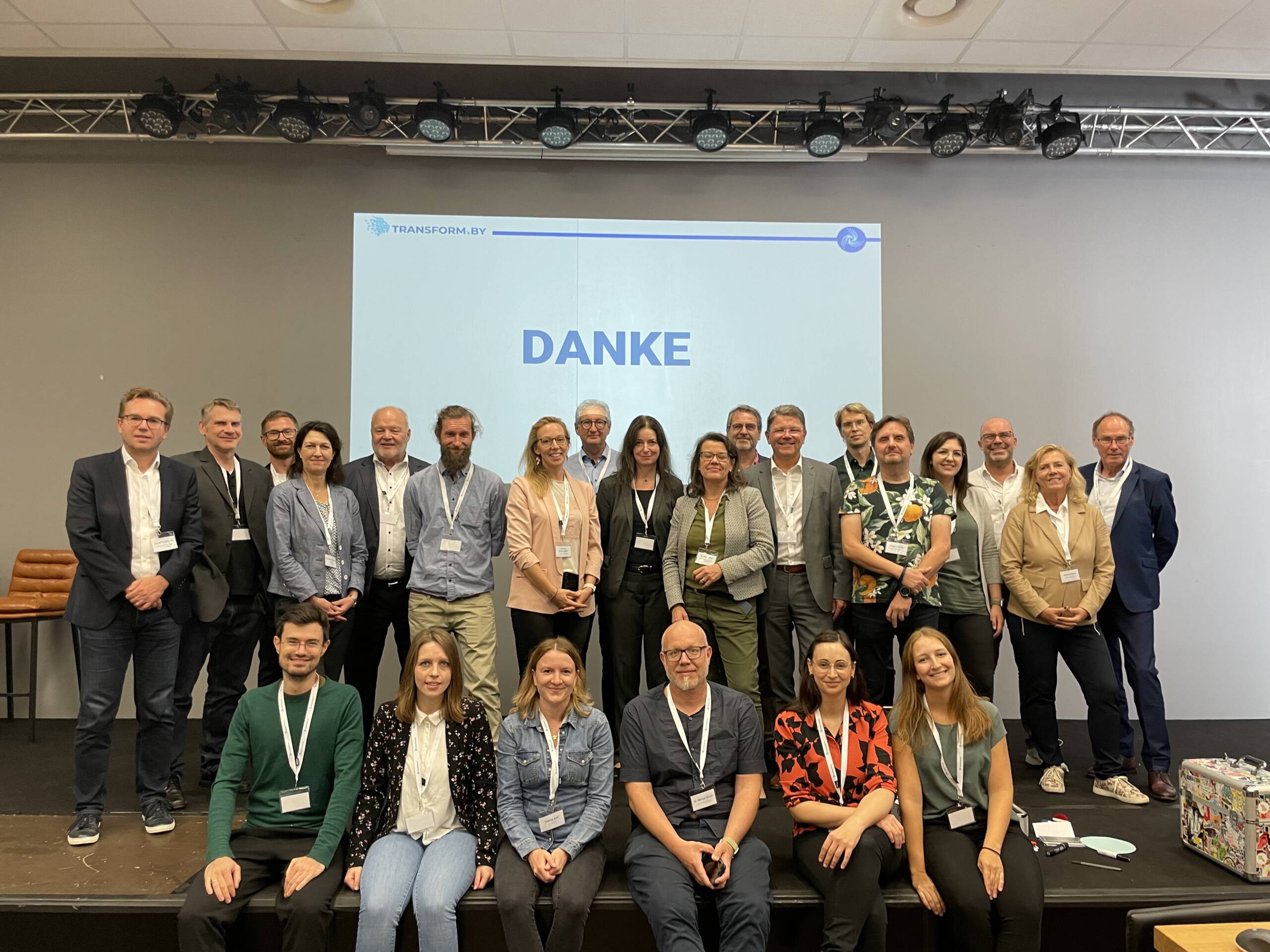 Zukunftsbild für die Fahrzeug- und Zulieferindustrie in Bayern bis 2023