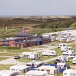 Saintärgebäude und Teile des Campingplatzes Rantum aus der Luft