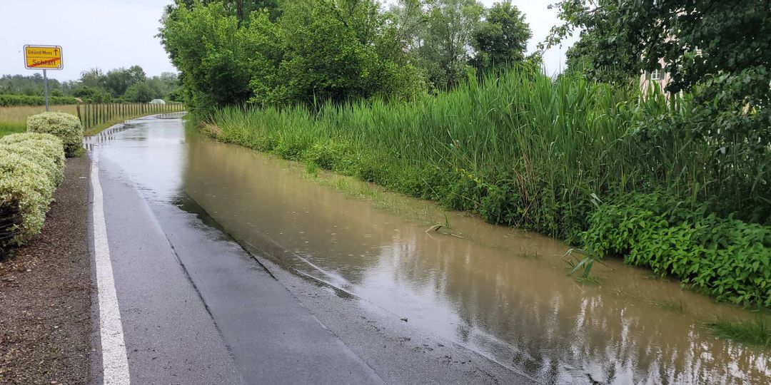 Hochwasser: Schwediweg Richtung Gmünd gesperrt