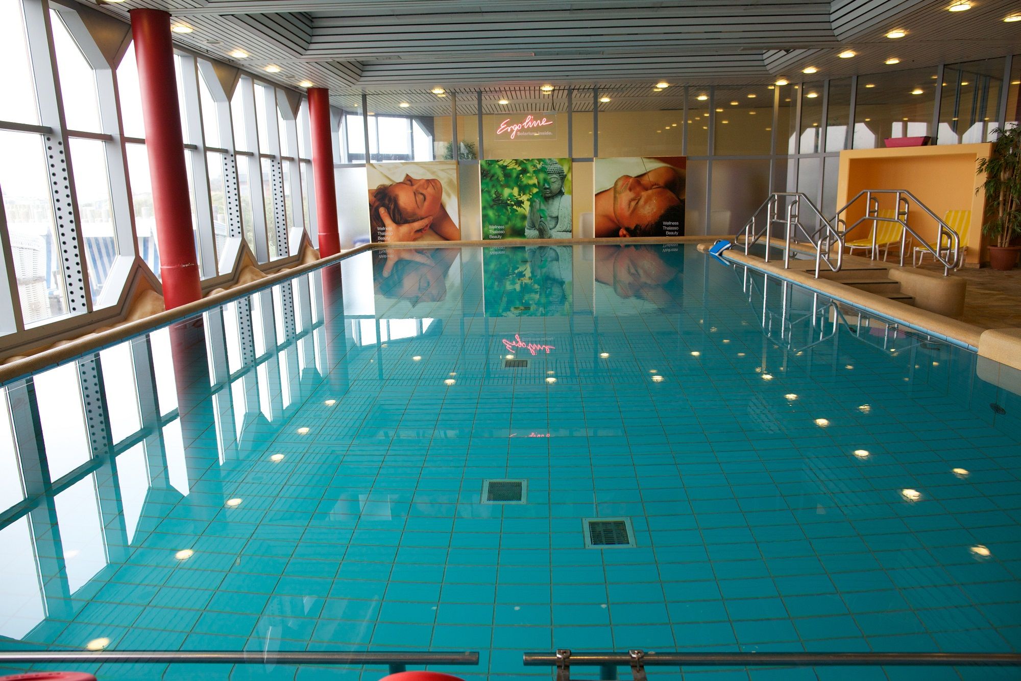 Thermalbecken im Syltness Center - angeschlossen an die Saunalandschaft der Sylter Welle