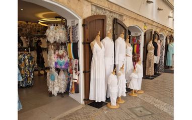 IBZ-Inforeise-StS-und-SV-Shopping-in-Ibiza-Stadt