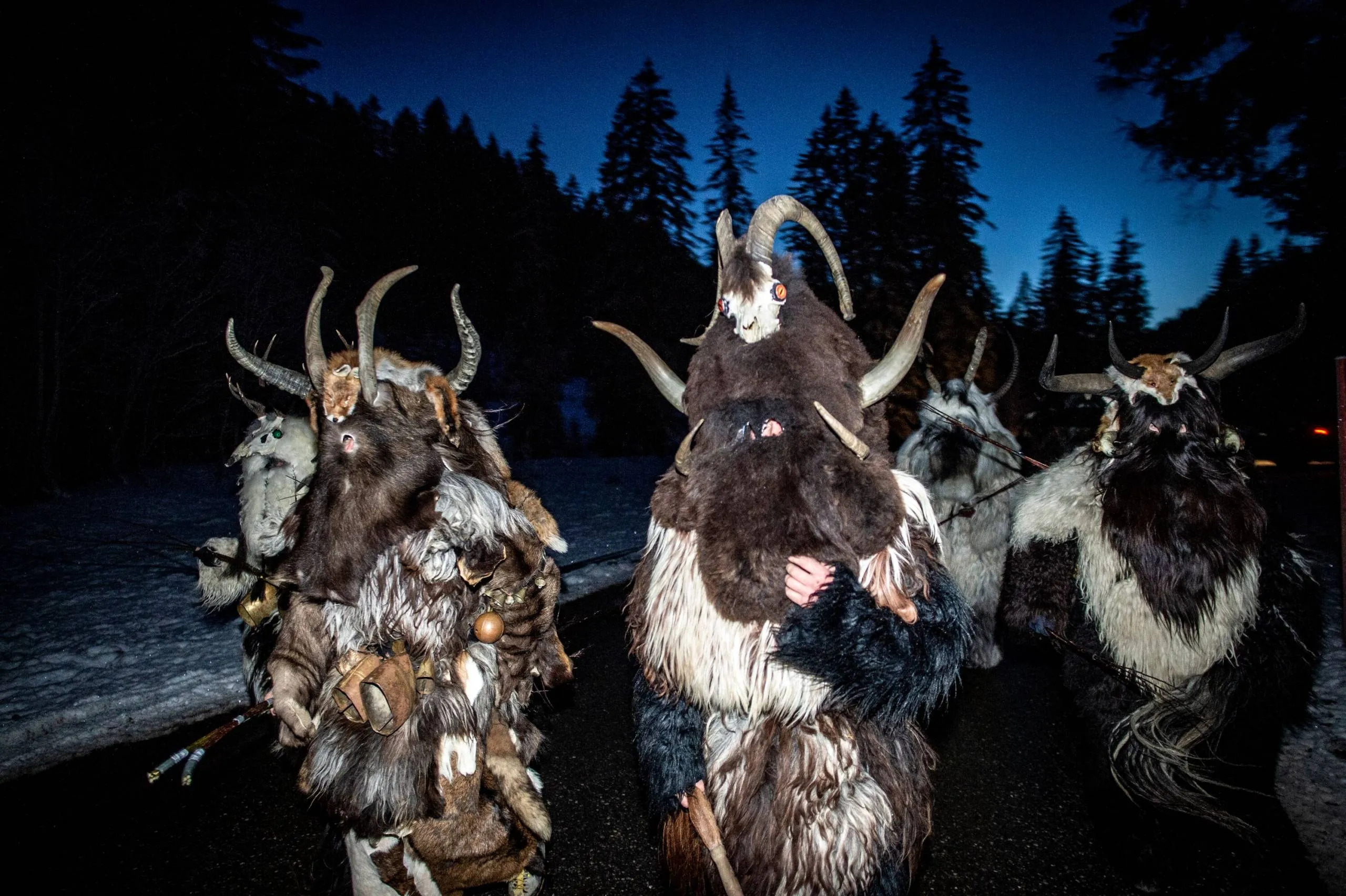 Klausentreiben im Allgäu – traditionelles Brauchtumsfest mit Masken und lauten Trommeln zur Vertreibung des Winters.