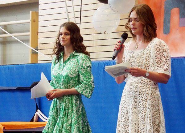 Ziel erreicht! – Übergabe der Abiturzeugnisse