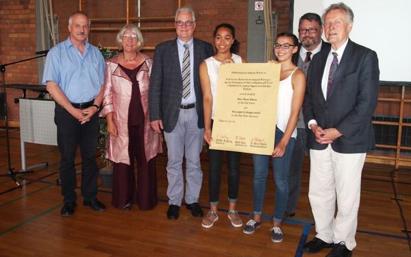 Thomas Hofmann neues Ehrenmitglied der Schulgemeinschaft