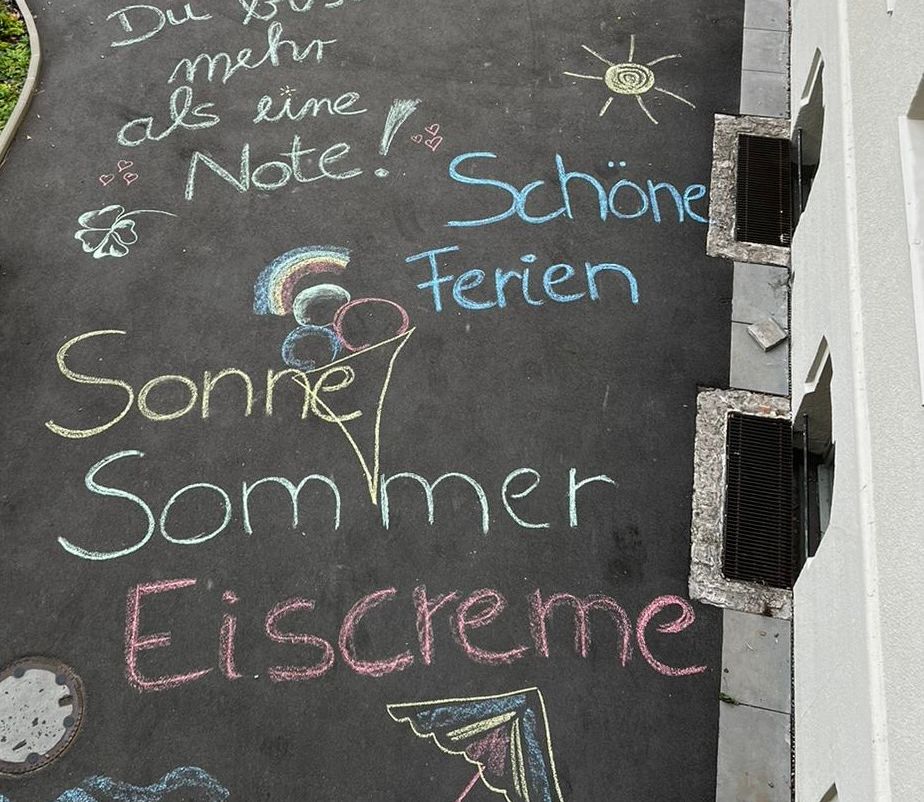 Schöne Sommerferien!