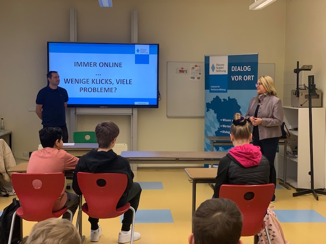 Immer online – Smartphone, Tablets und Apps – wenige Klicks, viele Probleme?