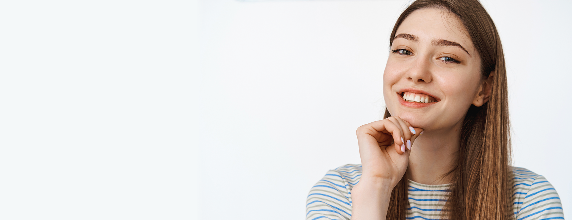 Junge glückliche Frau