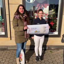Spendenübergabe an KiTa St. Jakob in Feucht im Dezember 22