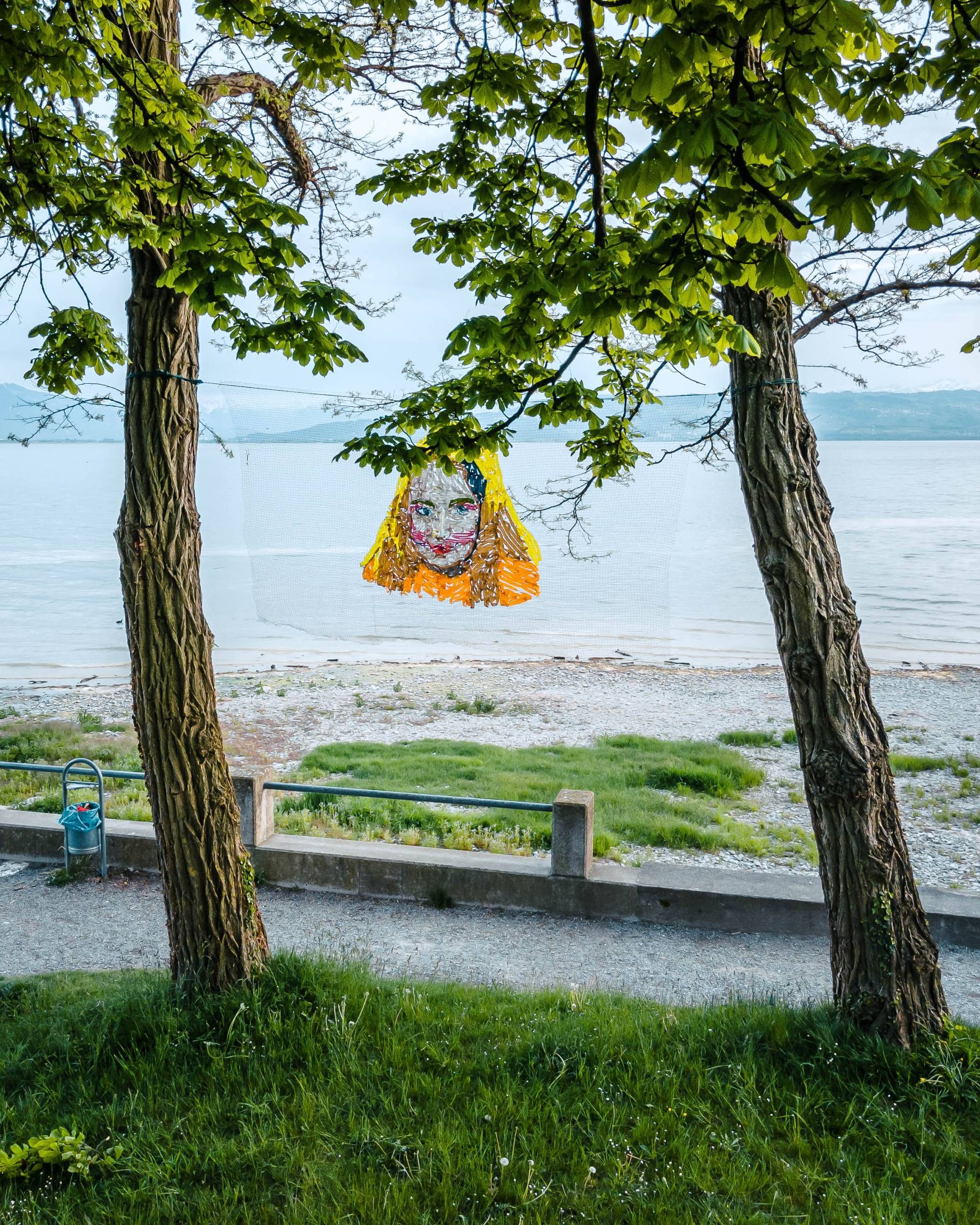 Kunst von Franziska Wolff auf der Gamswiese in Wasserburg Bodensee