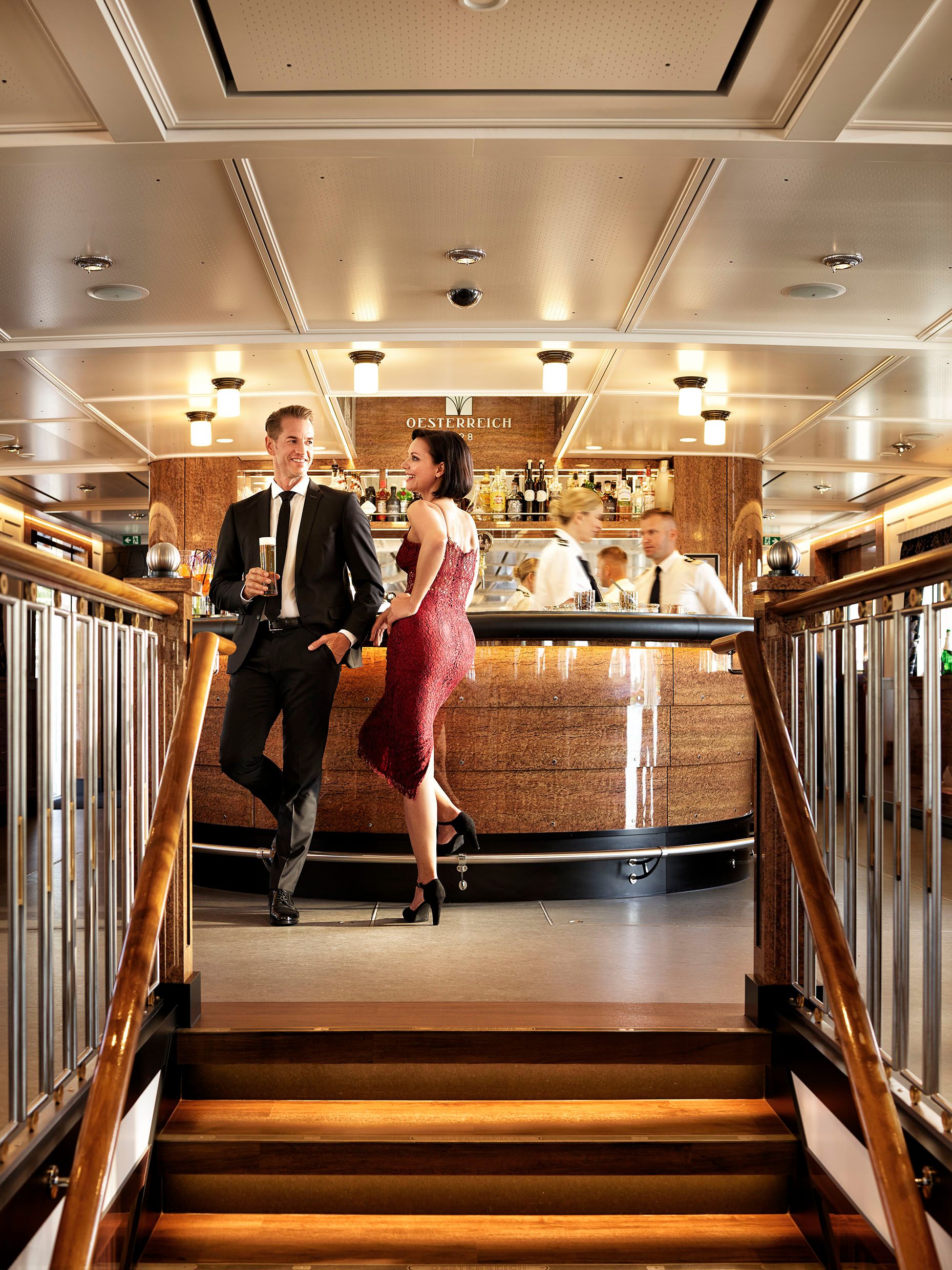 Lobby/ Bar Bereich auf dem Motoschiff Österreich