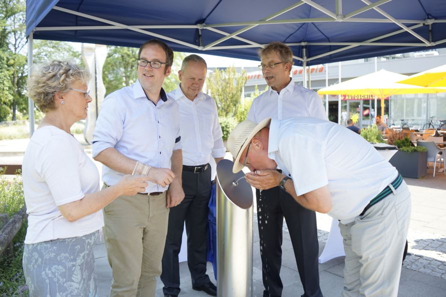 Einweihung Trinkbrunnen Rathausplatz