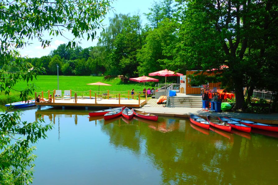 Spass am Fluß einer der letzten Bootsverleihe am Fluss in Bayern