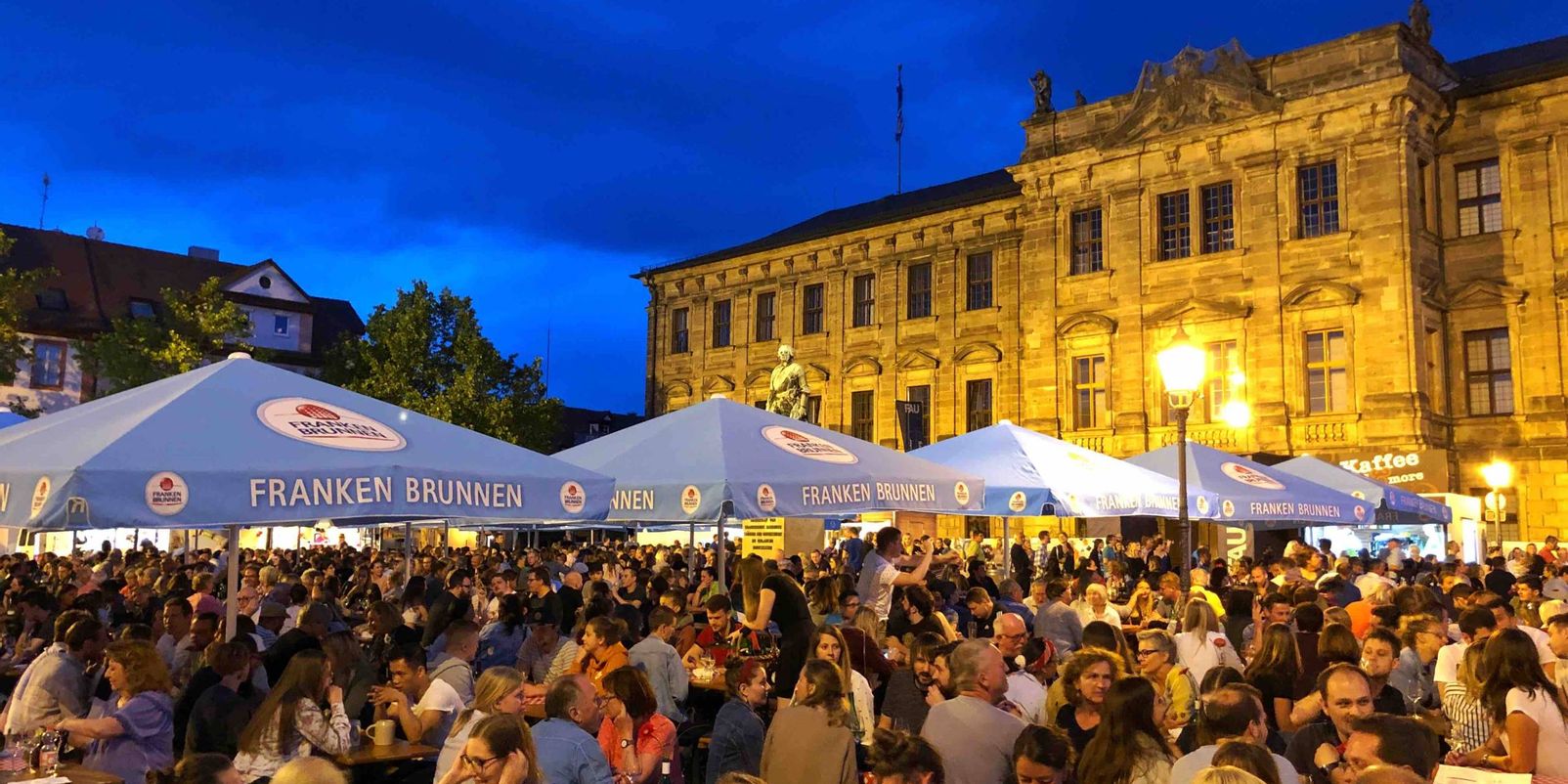 7. Erlanger Weinfest - Genießen Sie Frankenweine, Gaumenfreuden und Live-Musik!