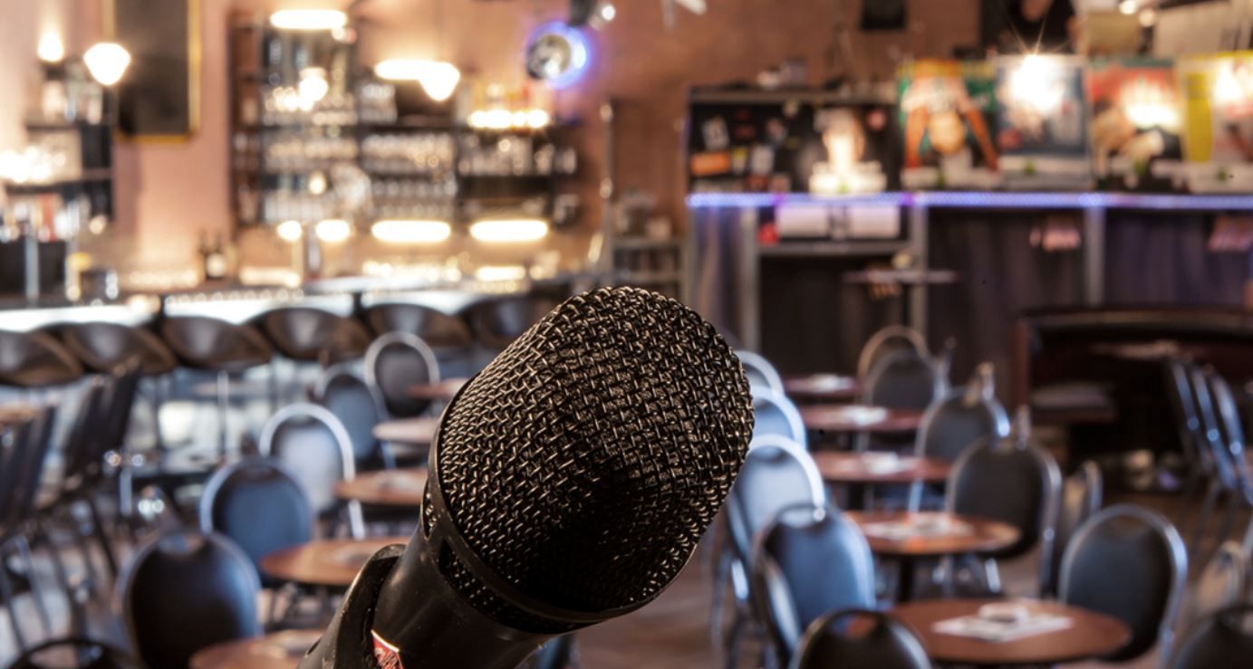 FiftyFifty lädt zum Lachen und Lauschen ein!