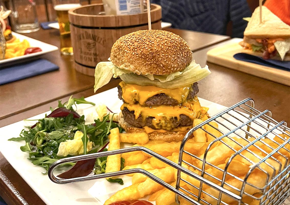 Was für ein leckerer Burger, 400g Beef !!