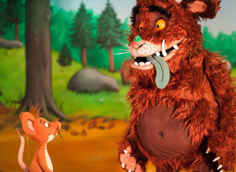 Präsentiert wird ein Puppentheater mit dem völlig neuen Stück “Der Grüffelo”