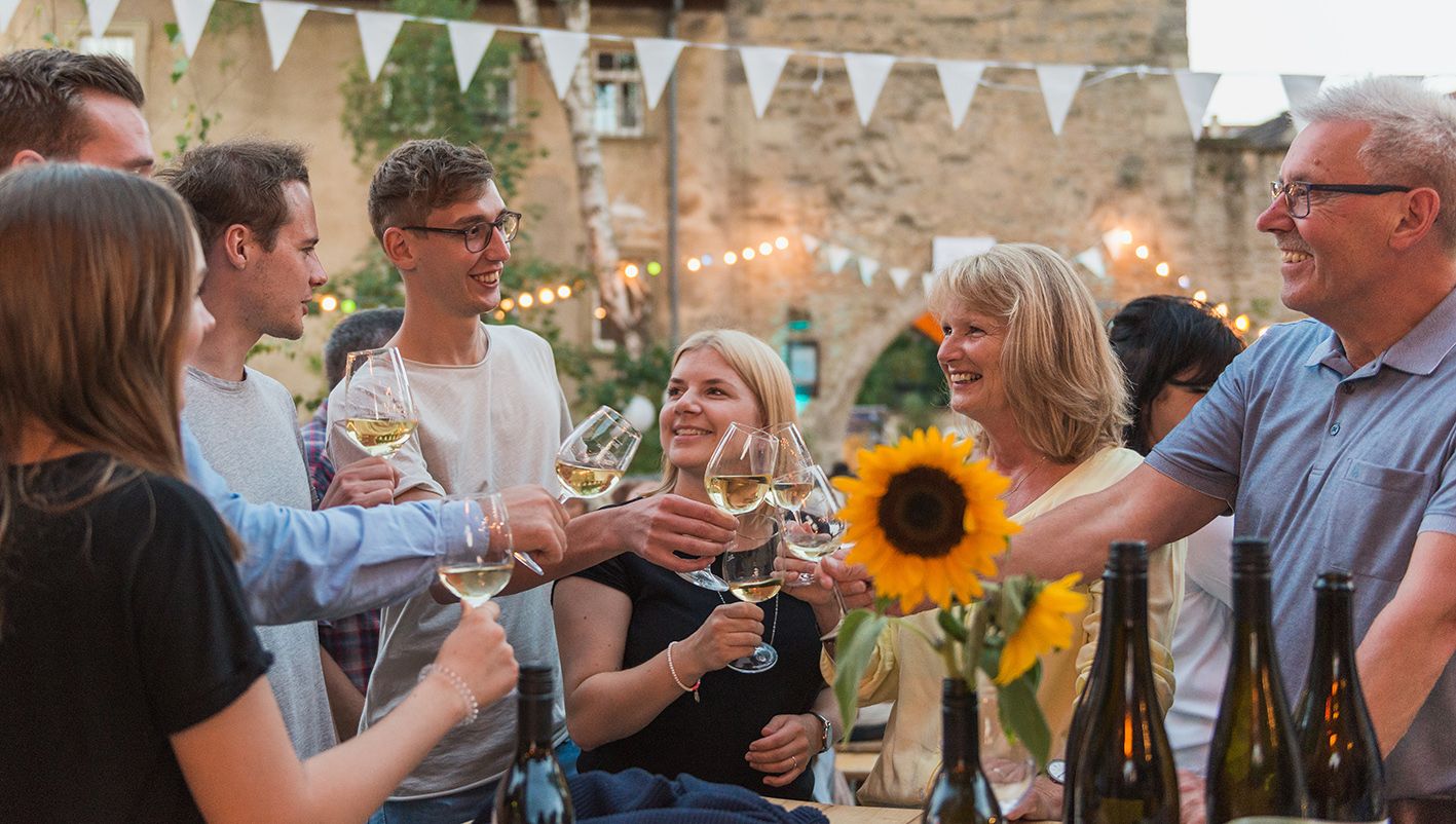 Das idyllische Weindorf Iphofen lädt von Fr. 22.9 - Di. 26.9.23 zur Kirchweih