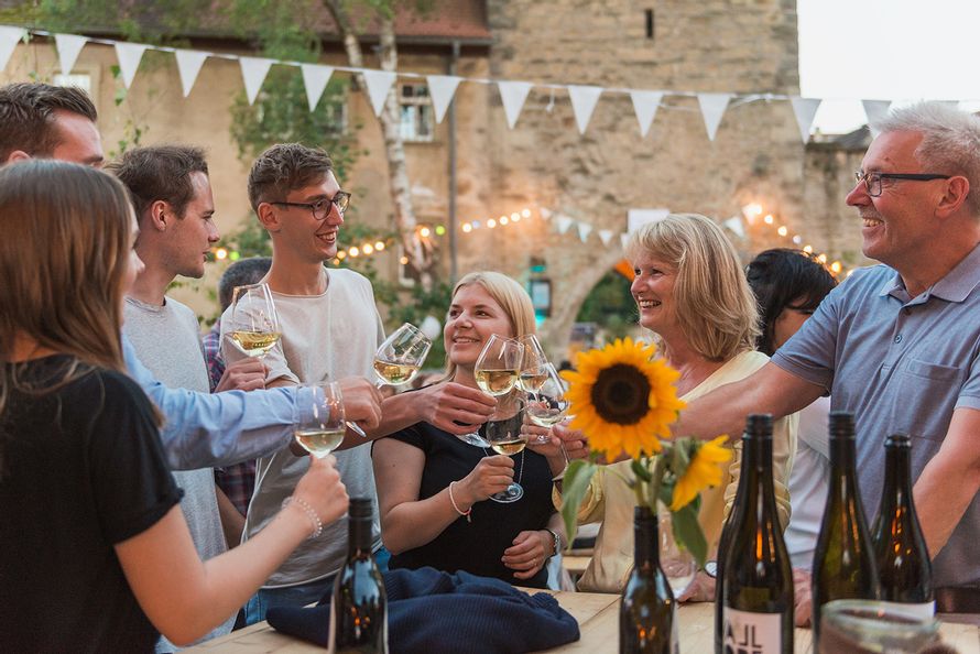 Die Kirchweih in Iphofen: Genuss, Musik und leckerer Frankenwein !