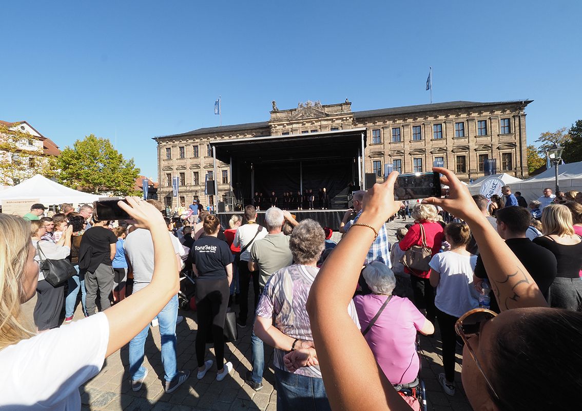 Erlanger Herbst 2024 am Sa. 19. Oktober 234 Musik, Genuss und Unterhaltung für Groß und Klein